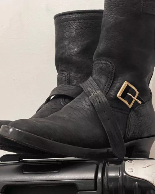 Anyone familiar with what brand these are?