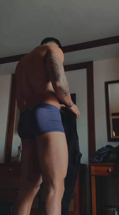 ass pump 🍑 looks great naked though 😜