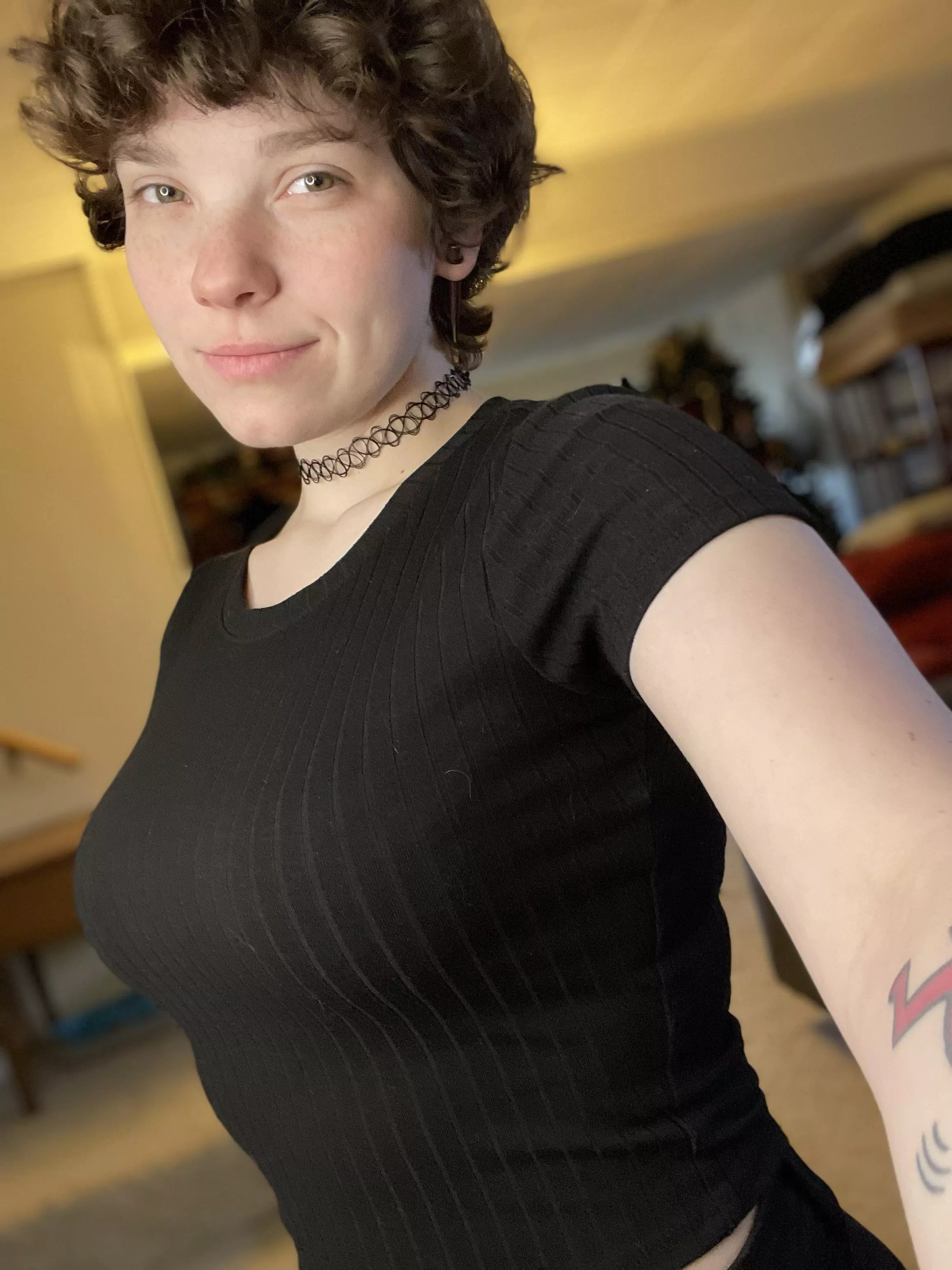 Do you like short girls with short hair?