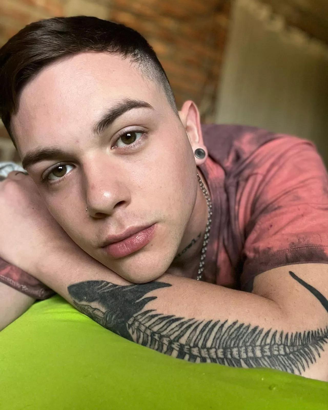 Do you want to fall asleep with me? Do you want to fall asleep with me?