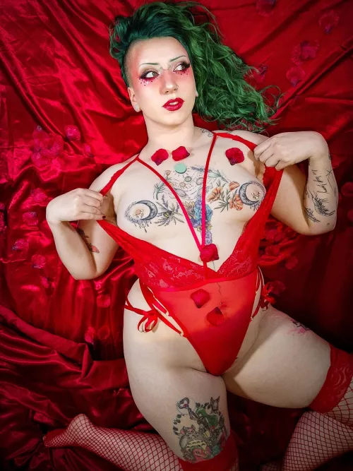 happy Valentine's day from me and my moons ❤️🌜