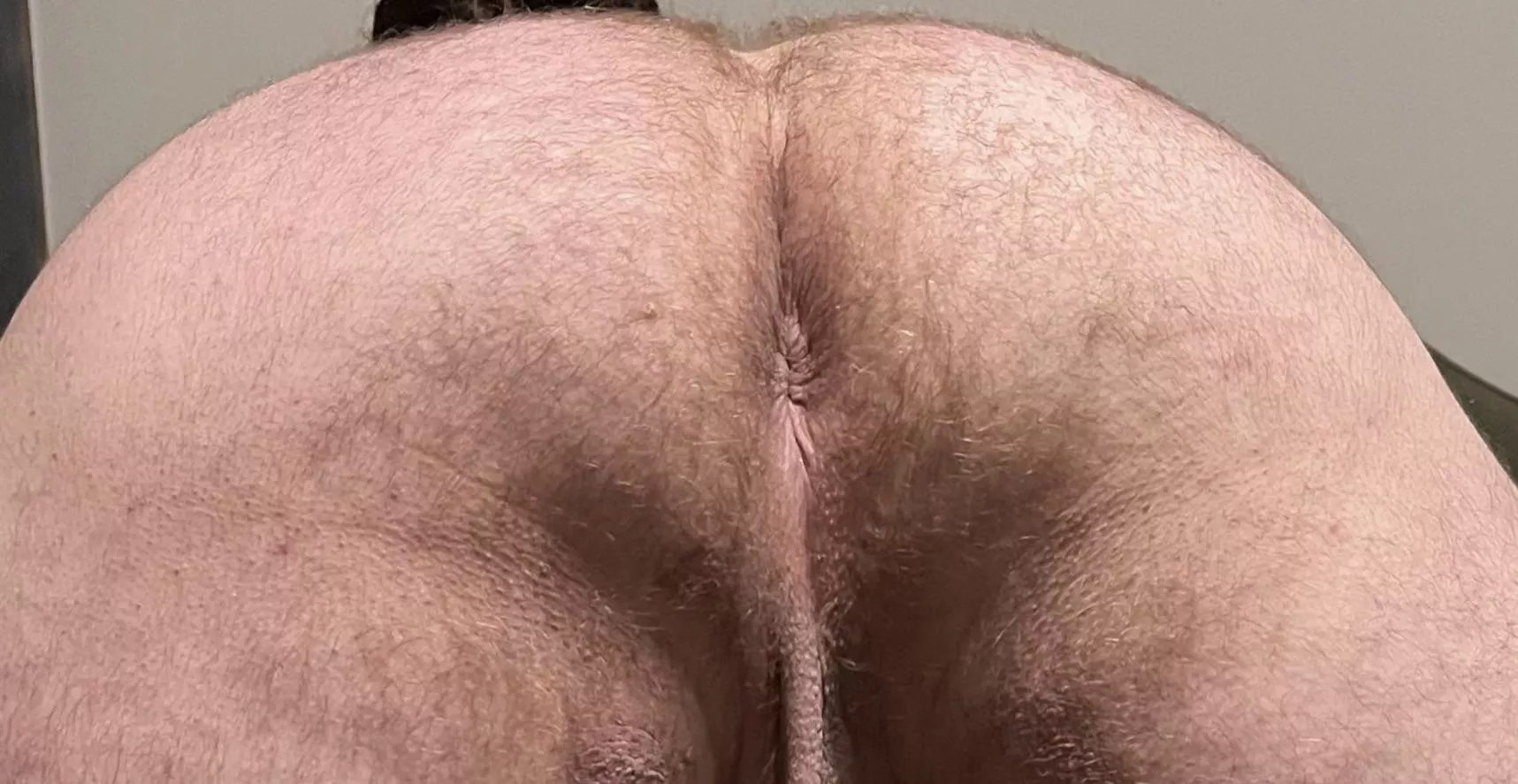 Have a bite? 🍎👅