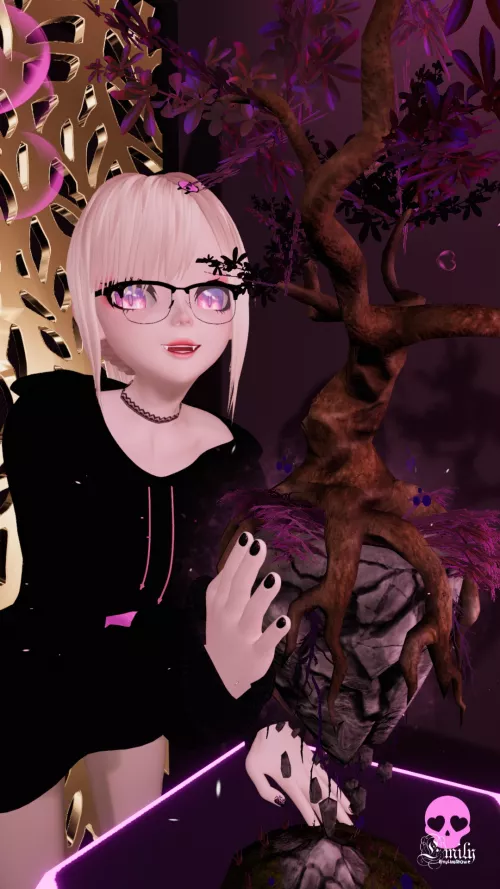 I have a cursed plant 🌱❤️ https://chaturbate.com/emyliveshow