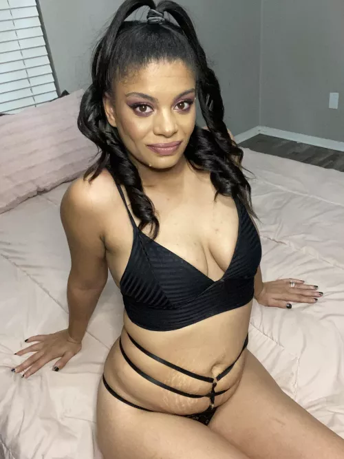 I need a date.. 🥺