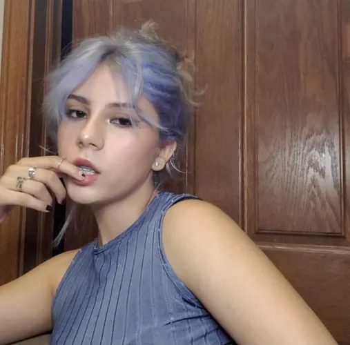 Just dyed my hair!! Can you tell it’s my favorite color?