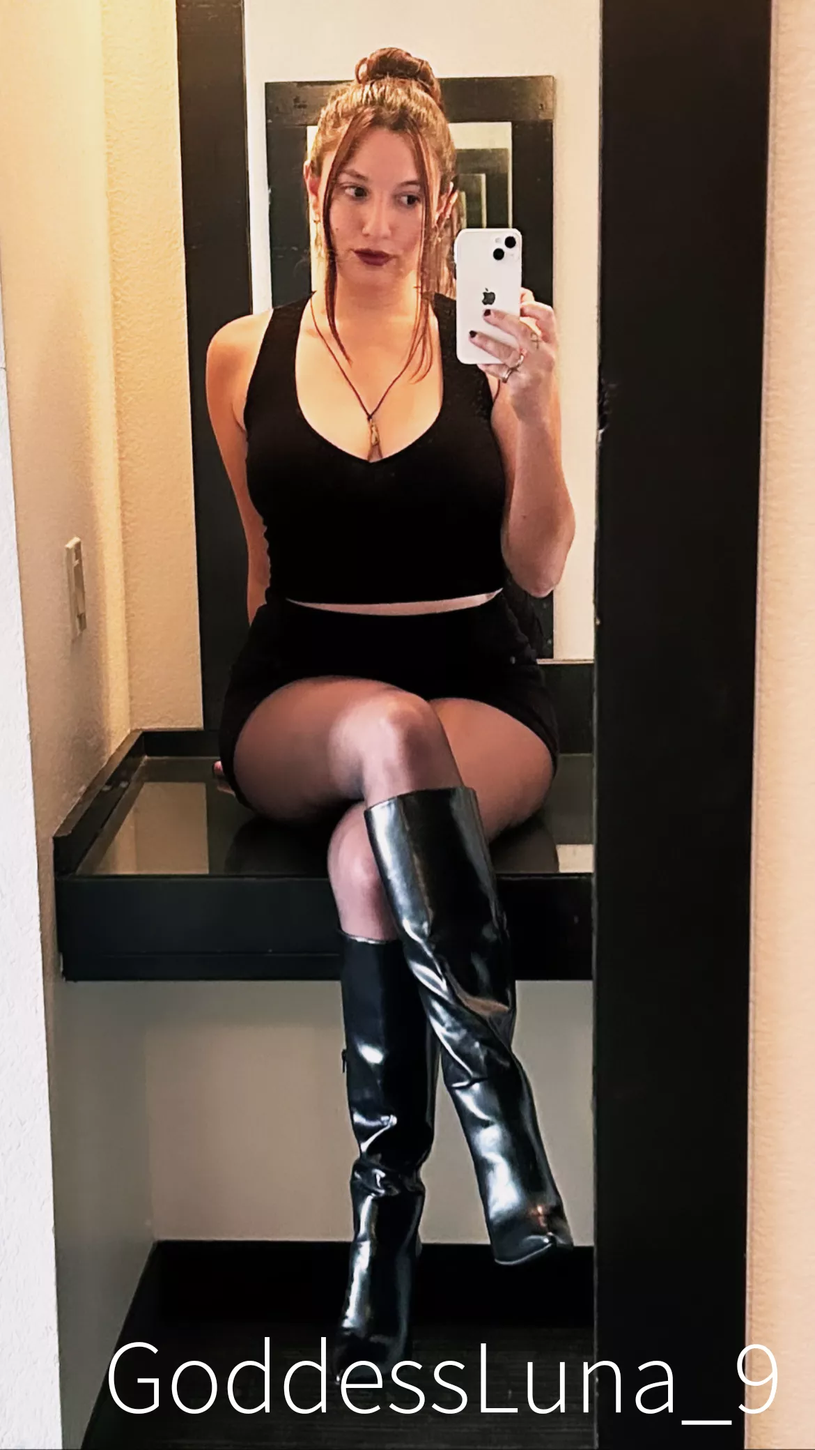 Life is really easy when you’re absurdly sexy.