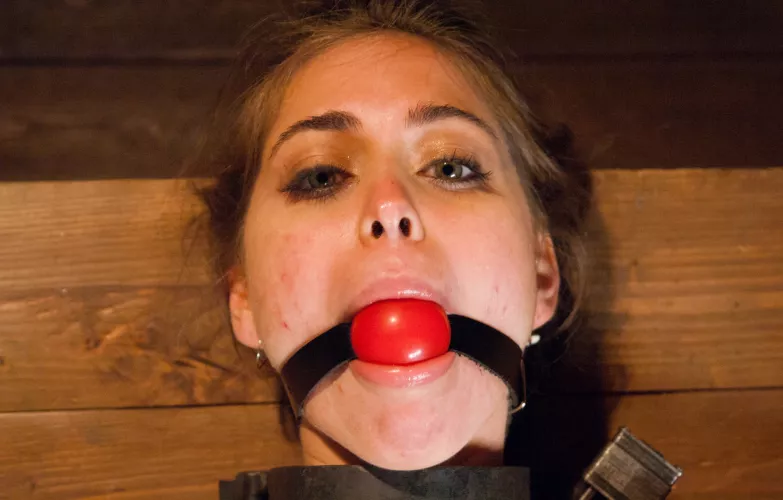 Riley Reid looks excellent with a classic red ball gag