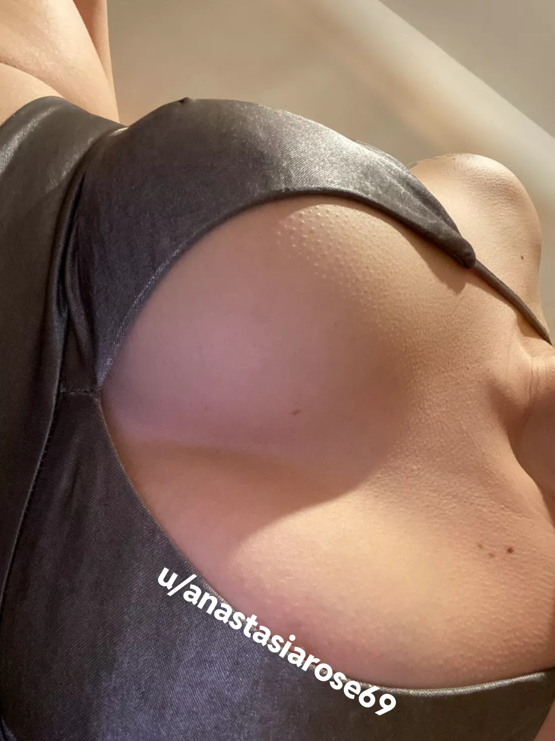 since its valentines day not gonna stress myself with a bra 😉