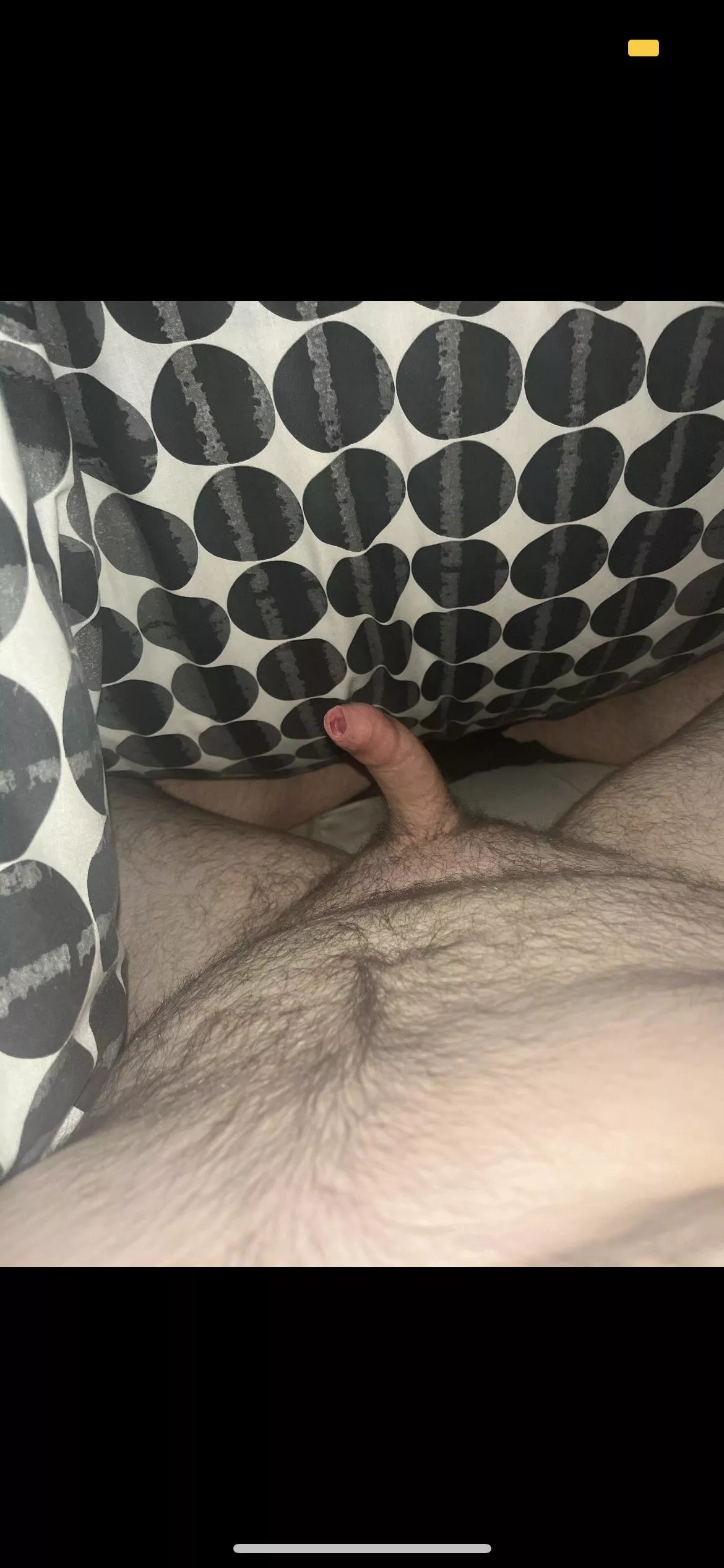 someone give me a hand😏