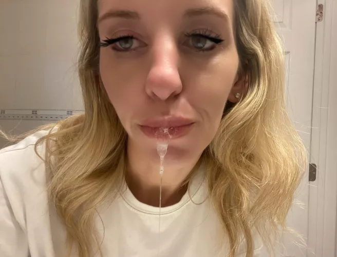 Spitting all over your cock sounds like fun [oc]