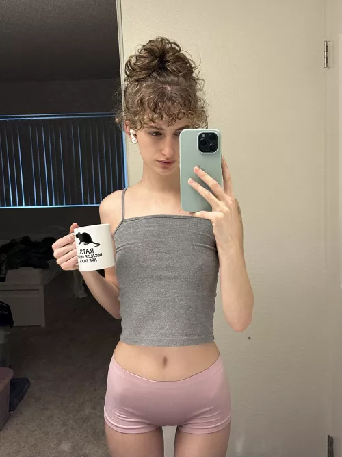 the perfect amount of midriff goes a long way