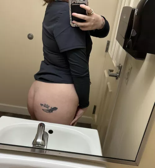 This naughty nurse needs a spanking😈