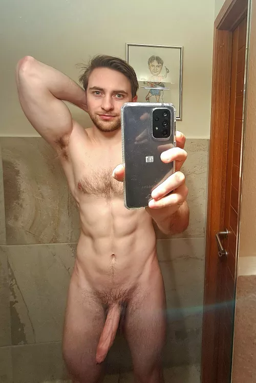 Who wants to keep me company on this lonely day?🙈