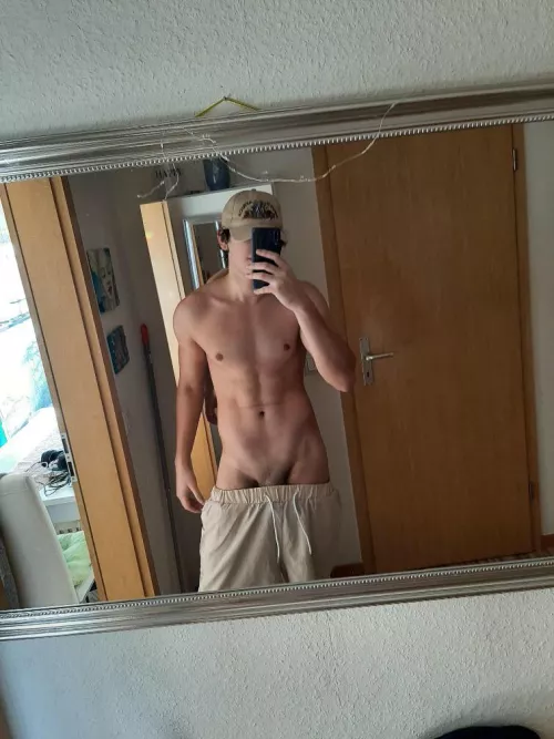 [19] V for Valentine’s Day😊