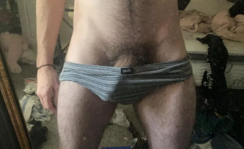 [23] Valentine’s Day hopeless bromantic