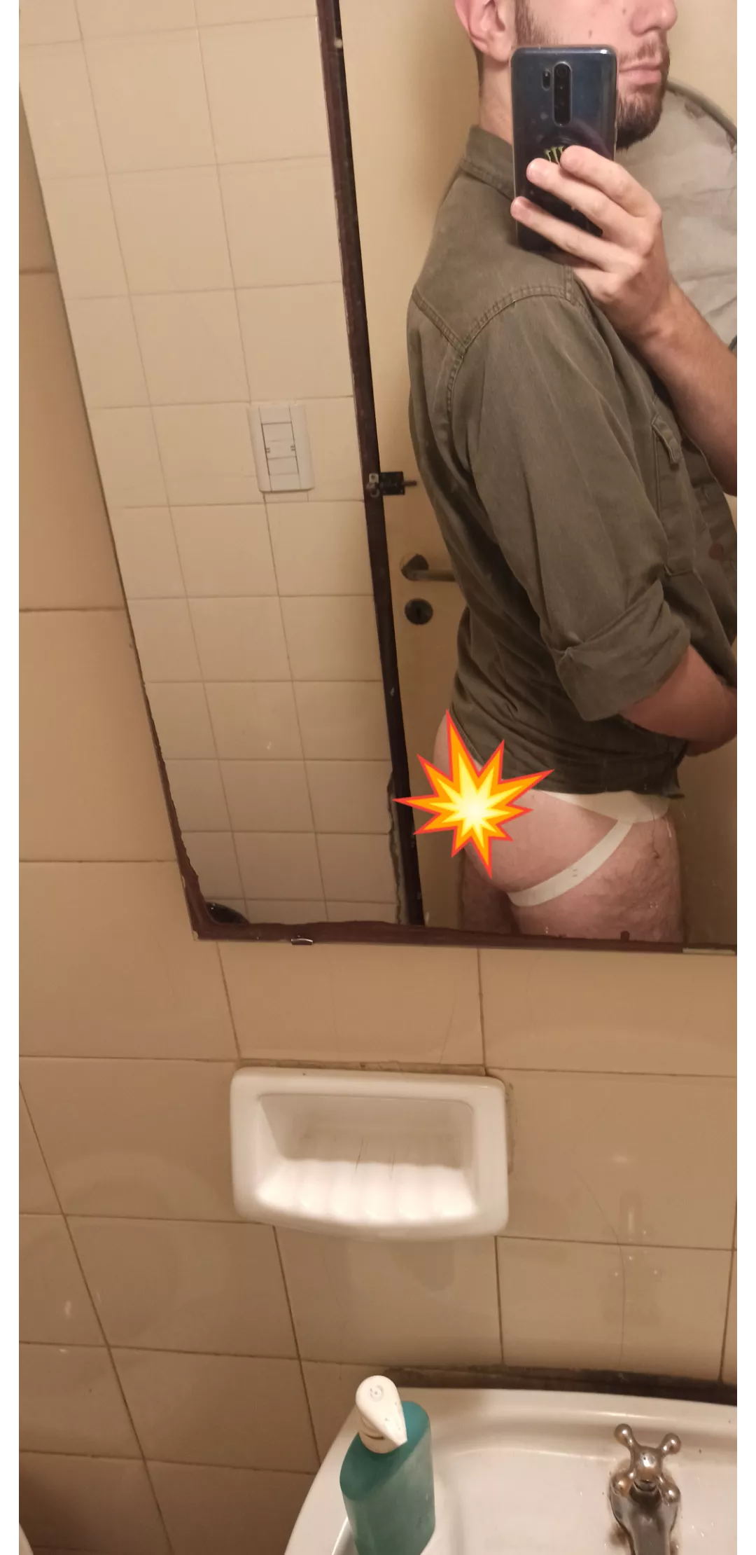 Bored at work. DM me now 🔥