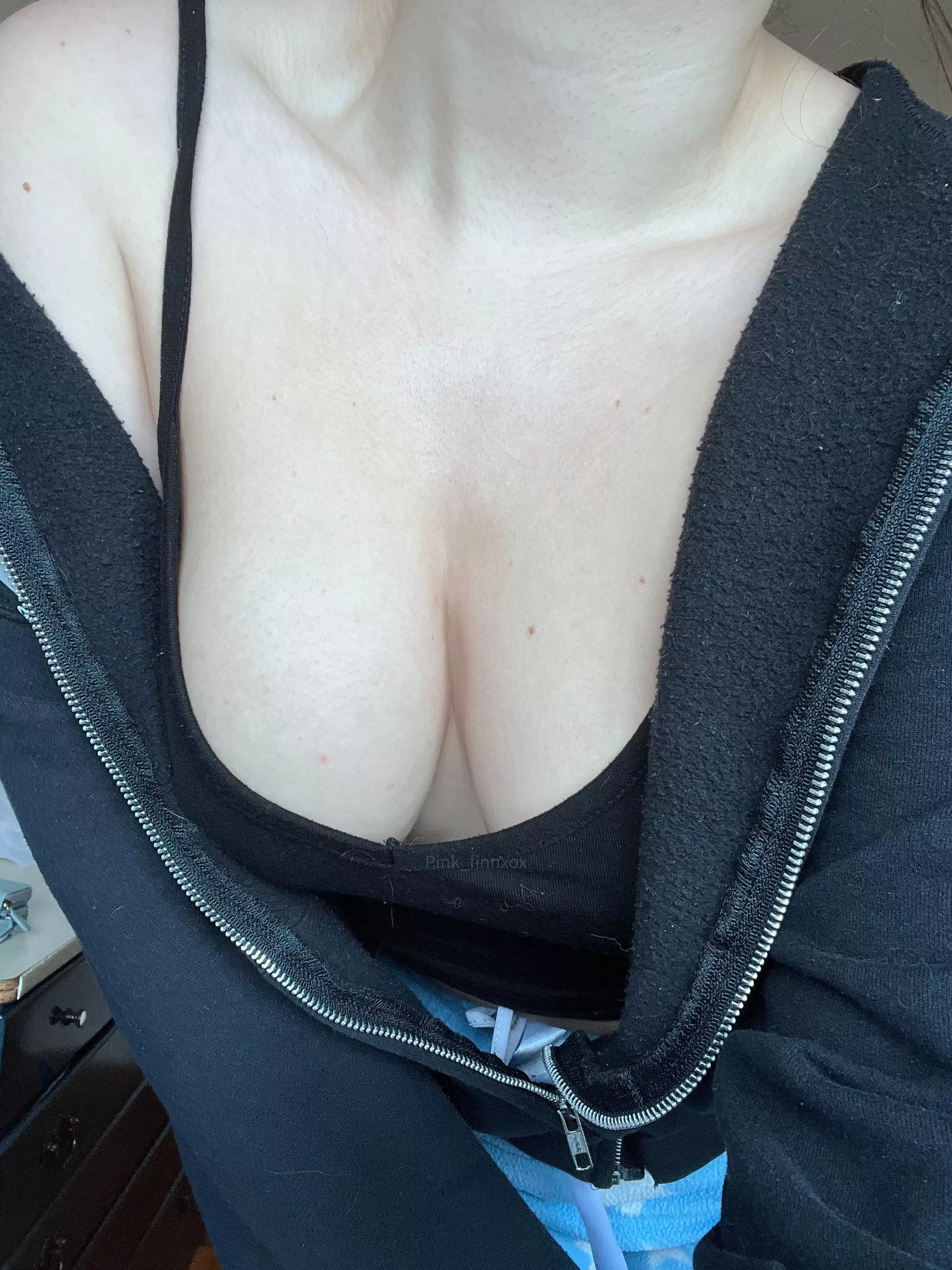 Cleavage of my natural tits :)