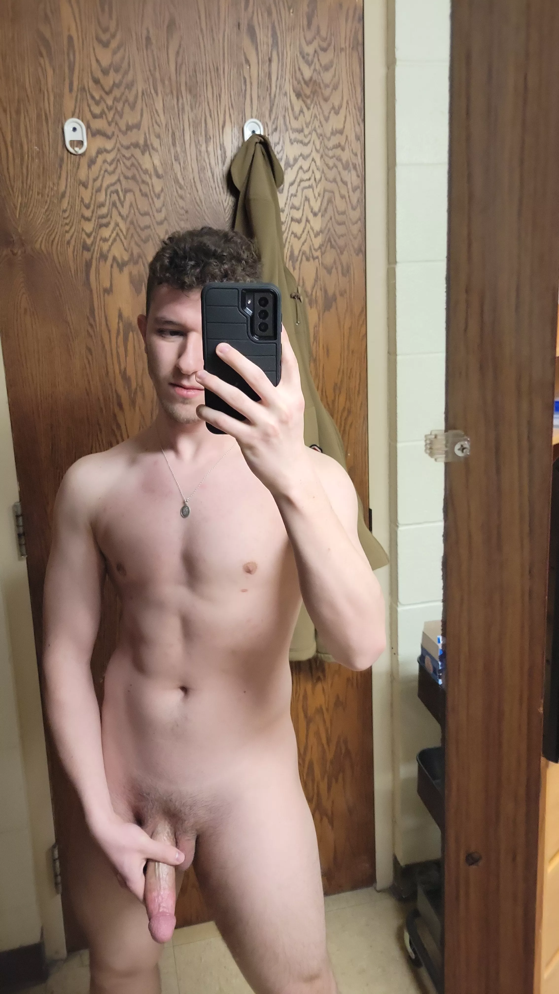 Come say hi, make my day