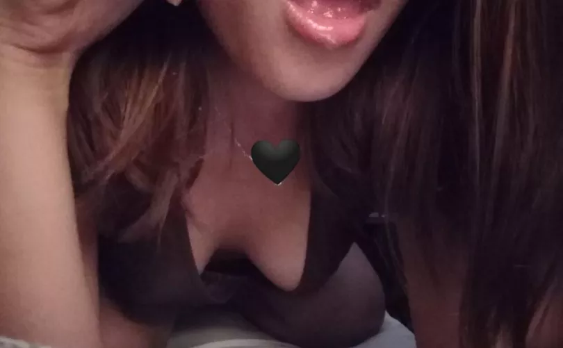 [f] So should I suck you or ride you first? 👀