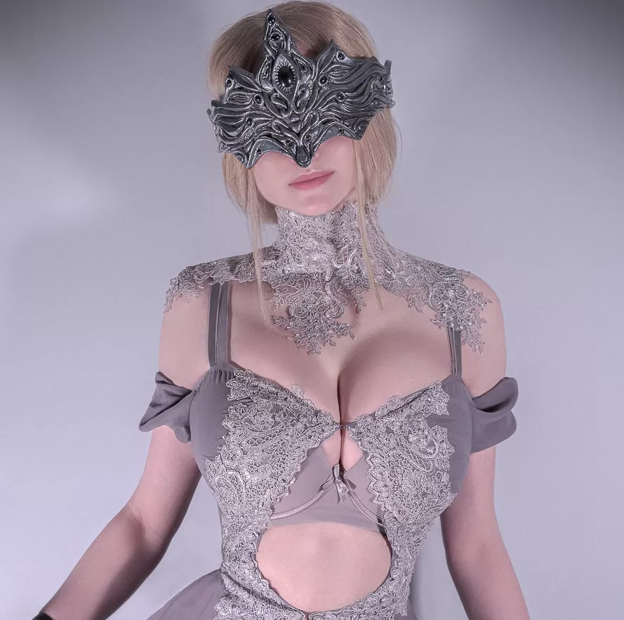 Fire Keeper from Dark Souls cosplay by itsclaire.sea