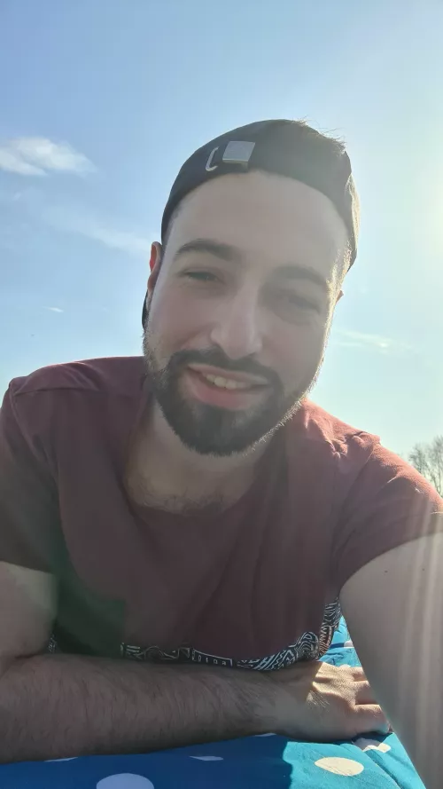 First post here, have a great day everyone!