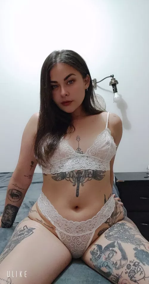 I need your hands in my panties!