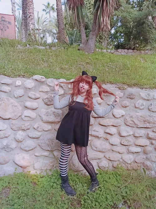 I wanna be your gf 😝