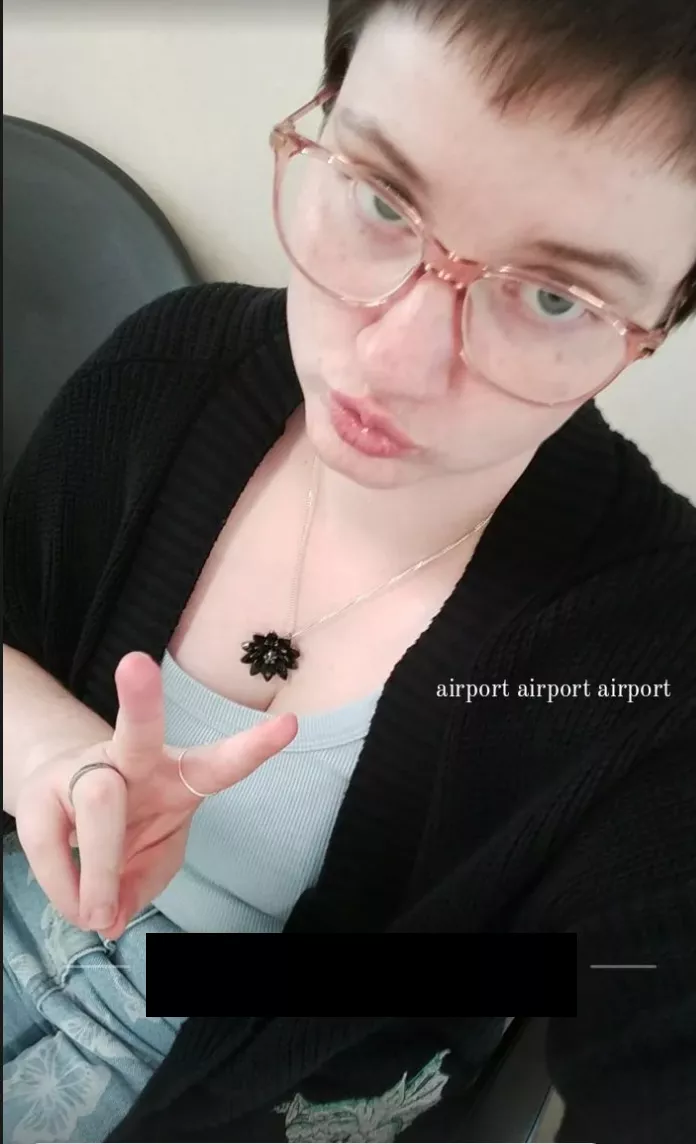 i wanna glaze her glasses and tits