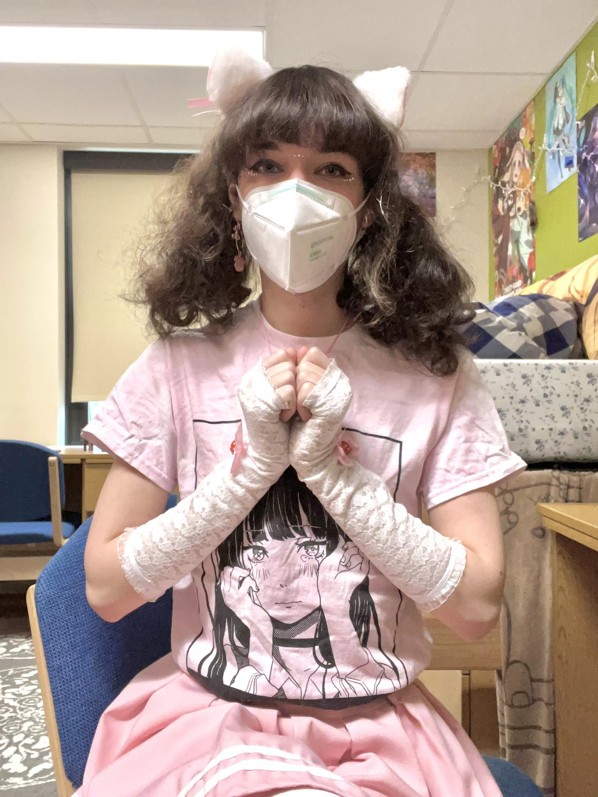 It’s Valentine’s Day 💖💘💞but sadly I’m alone still 😓