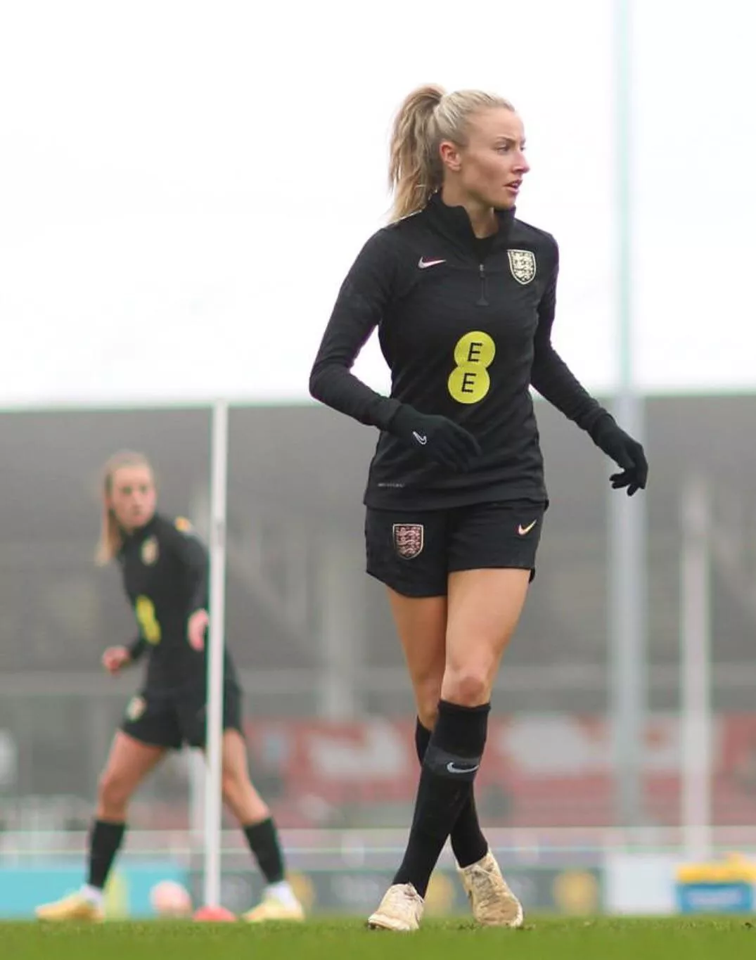 Leah Williamson - Football