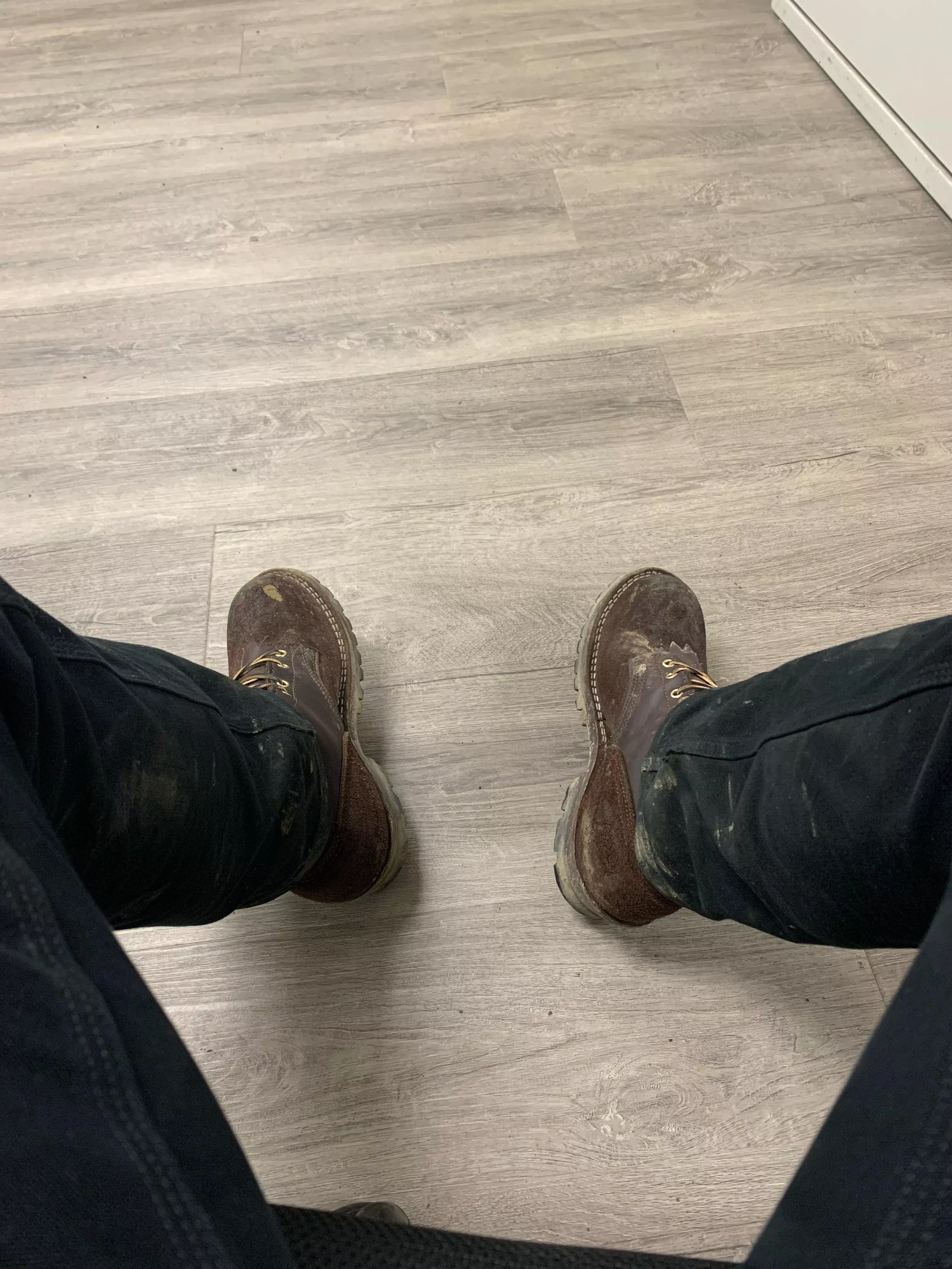 Loving my new Nicks, it took me 2 weeks to get them broken in enough to start wearing them at work.