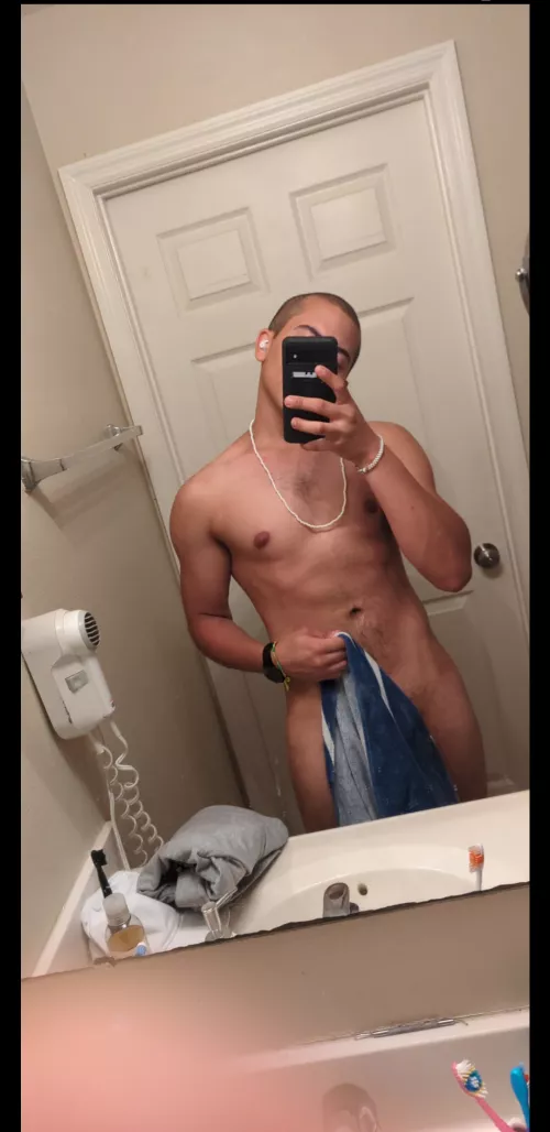 [M] Happy Valentine's day! wanna see your present?