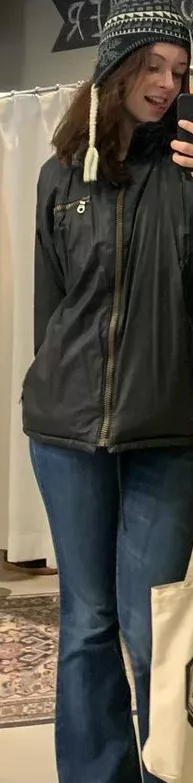 message me for other pics. if u know what i mean...