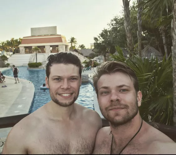 Not taken today, but I thought the sunset captured the Valentine’s spirit. So in love ❤️ 🏳️‍🌈