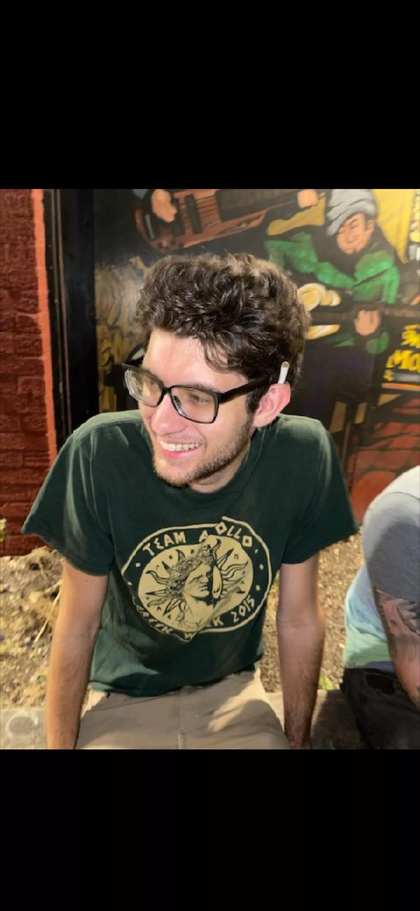 Old candid photo. I don’t wear glasses anymore but they were the vibe for awhile. Old candid photo. I don’t wear glasses anymore but they were the vibe for awhile.