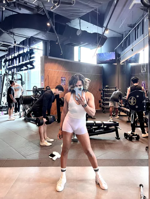 Showing off my small bulge in a gym full of testosterone pumped masculine men. Wondering if any noticed me