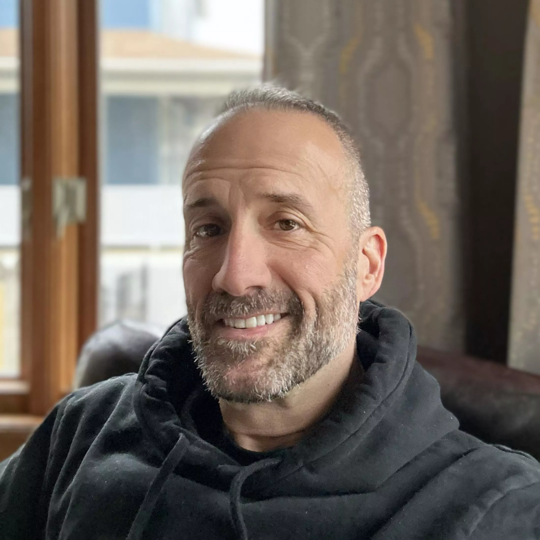 Slow day in the home office. Slow day in the home office.