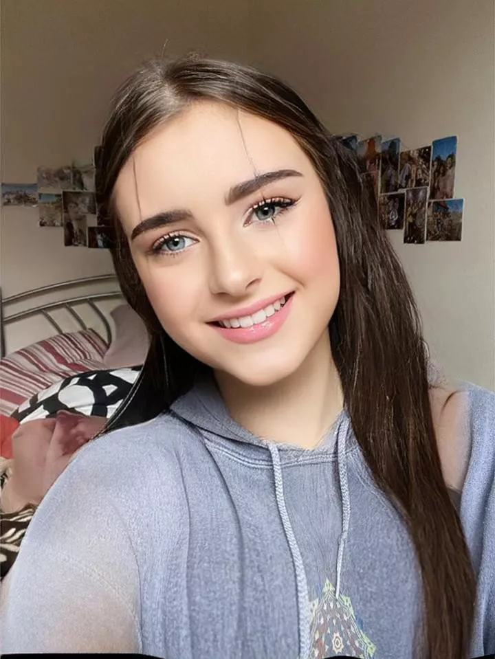 Spent awhile to get my self to look like this what do you guys think🥰