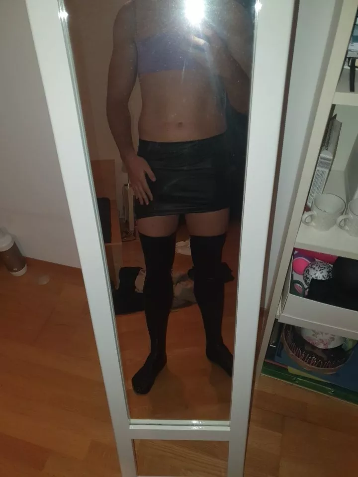 this is the only kind of outfit I should wear