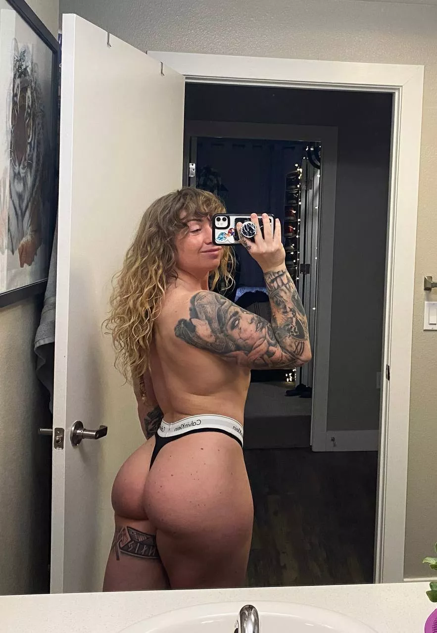 Today I feel so naughty when I wear black