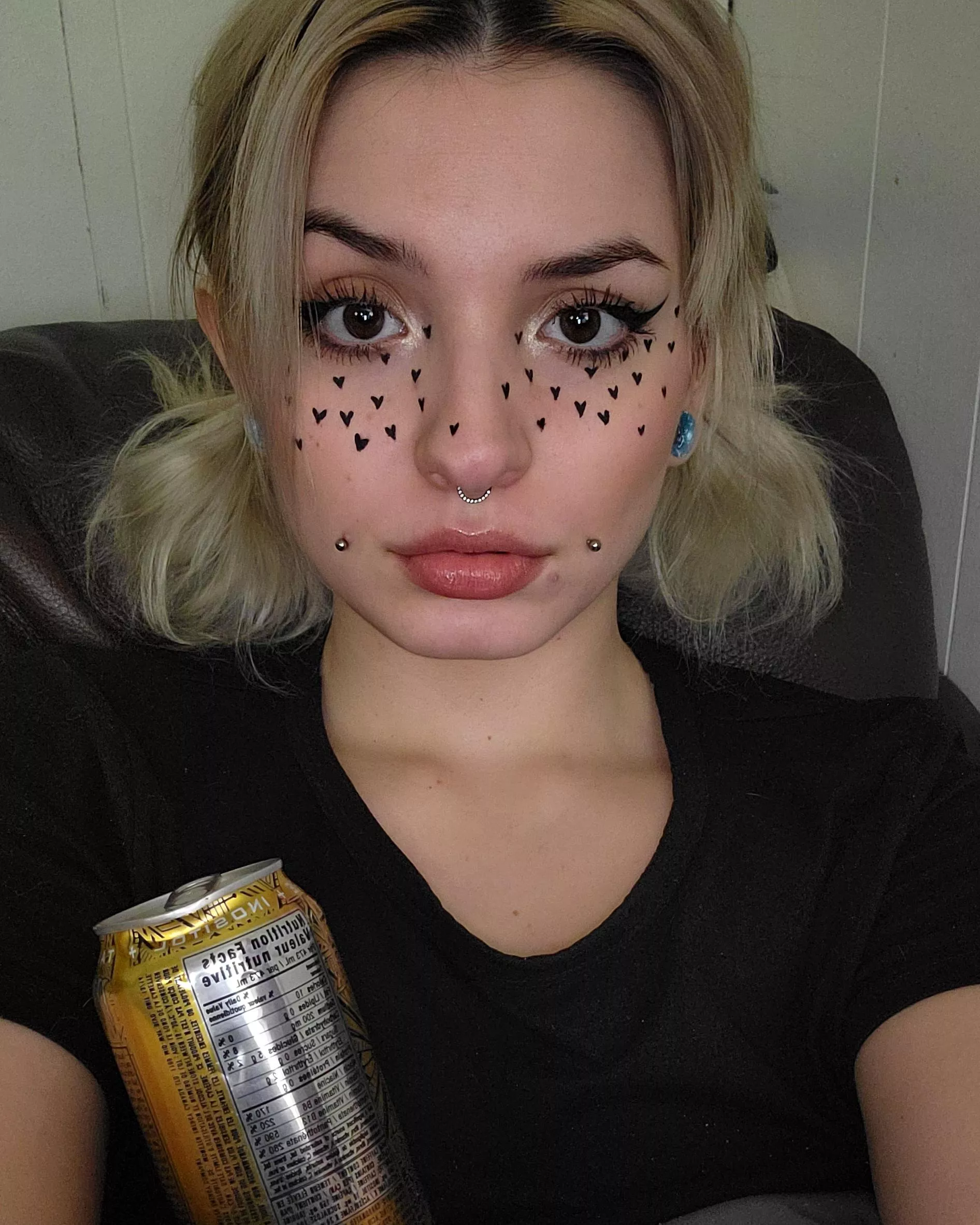 Would you please help me ruin my makeup? ♡