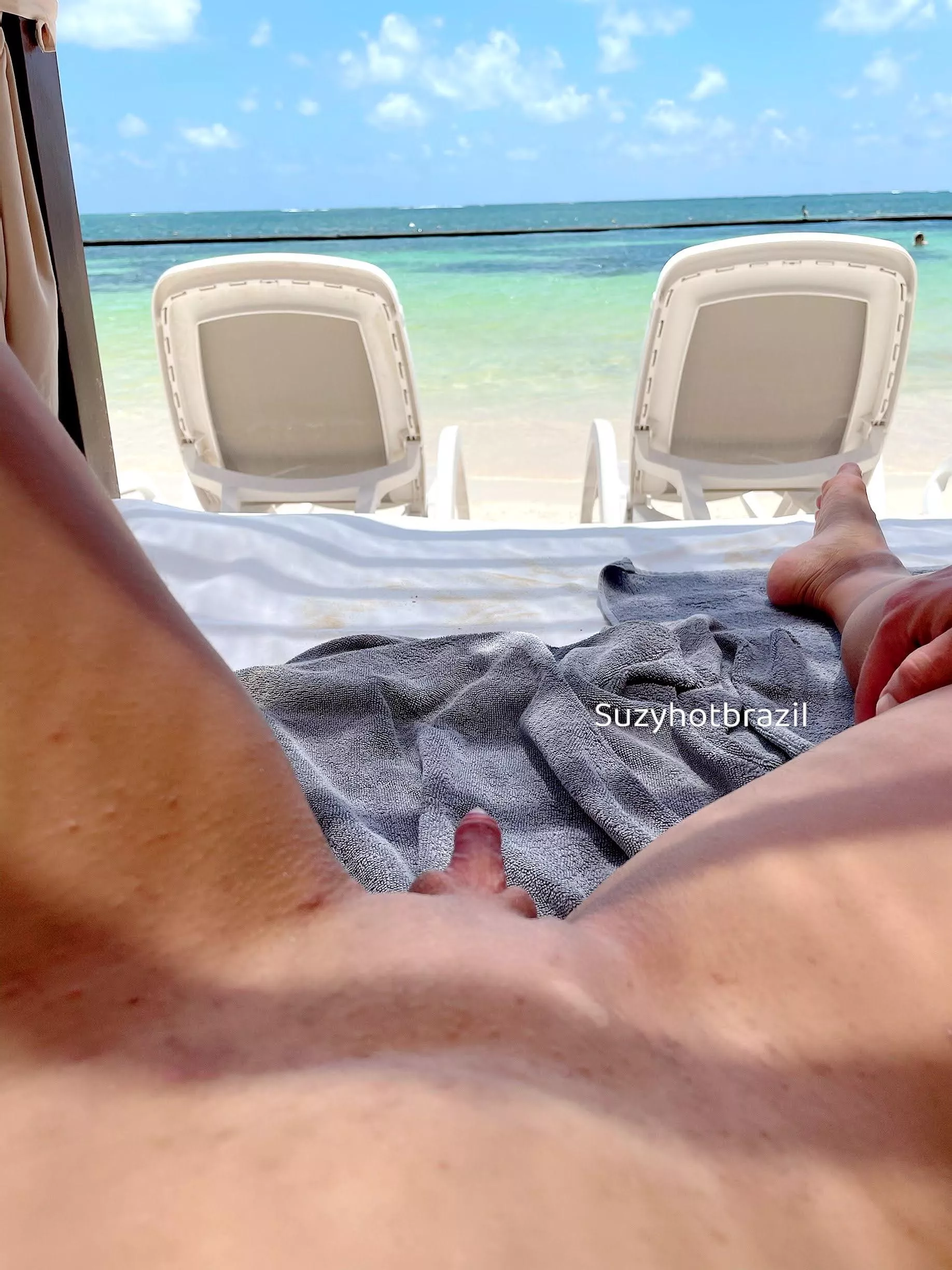 A big clit waking up in Mexico…