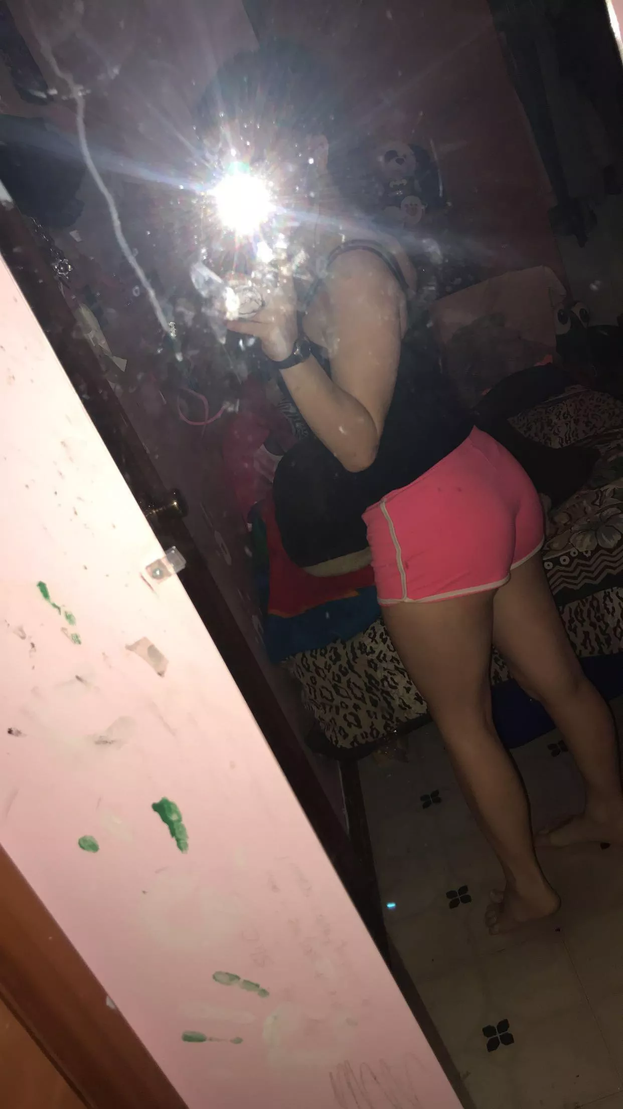 Booty shorts for days🥰
