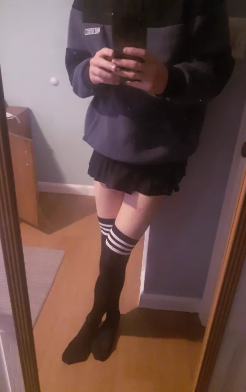First time wearing fem clothes. This is my life now. 🥰