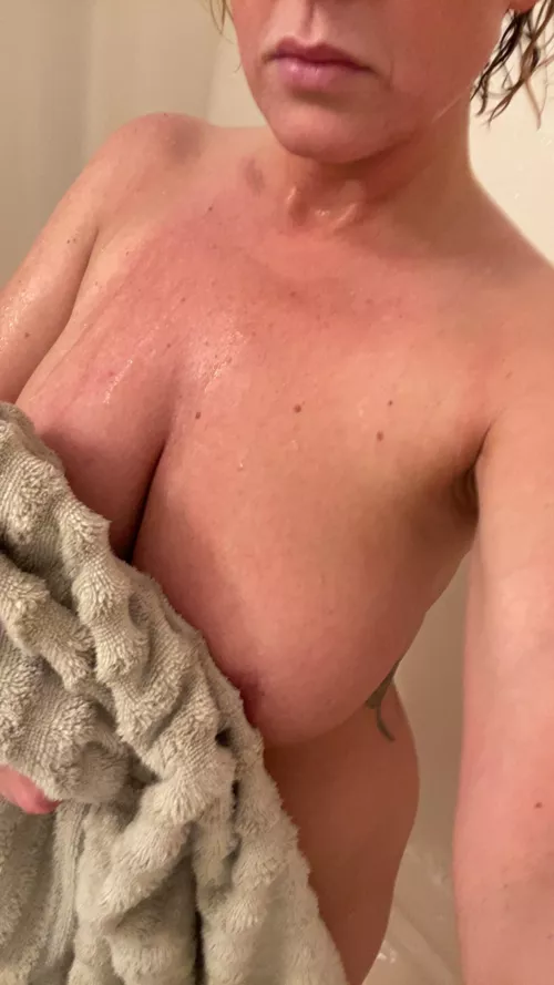 Fresh out of the shower 🚿