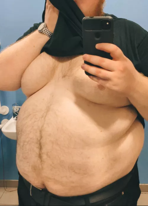 getting sweaty at work 💦