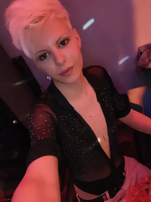 How is your evening going darlings? 😊