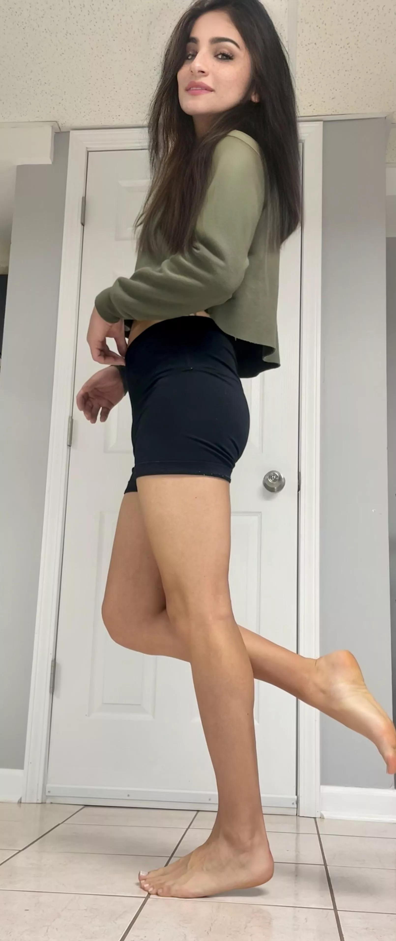 I love working out barefoot 😉