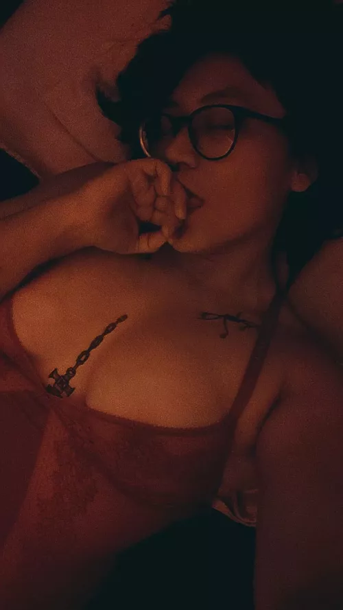 I wish I could blow someone rn.