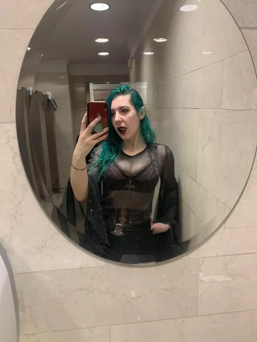 [IG] Clothing optional